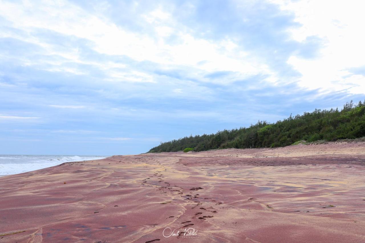 Ceylonta Beach Resort And Spa Hambantota Bagian luar foto