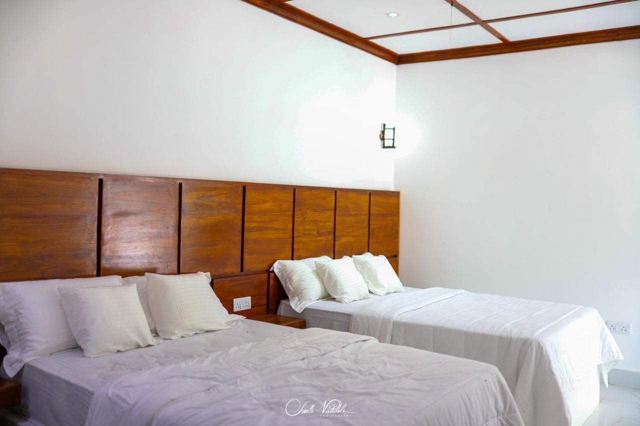 Ceylonta Beach Resort And Spa Hambantota Bagian luar foto